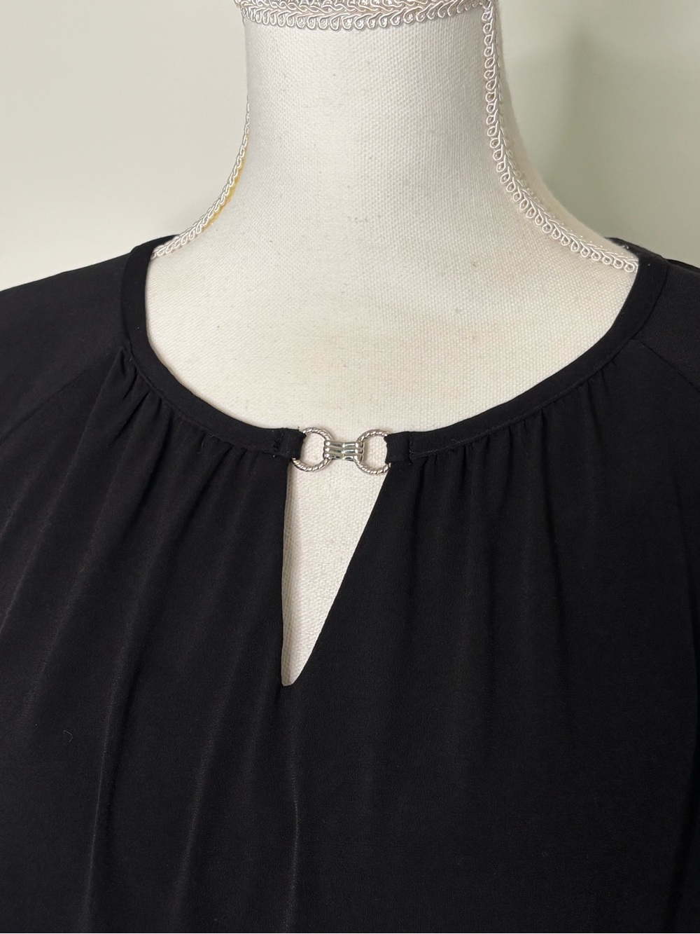 Susan Graver Dressy Liquid Knit Flutter Sleeves Top Black Blouse - Picture 3 of 8